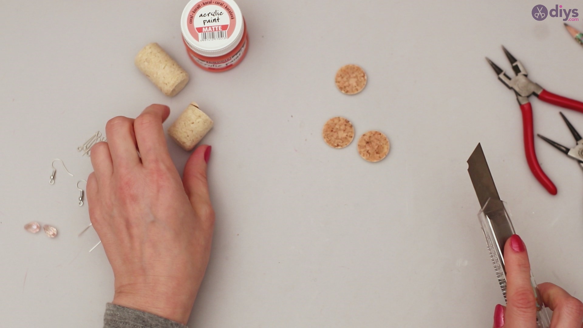 Diy wine cork earring (3)