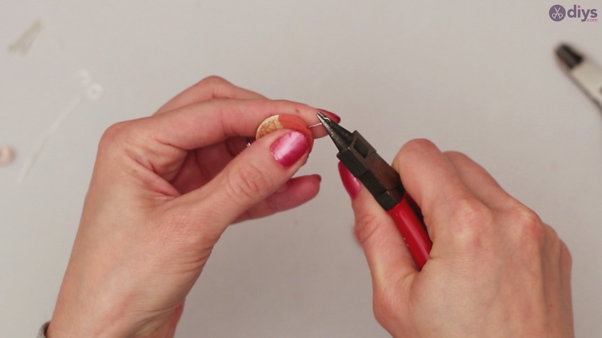 Diy wine cork earring (37)