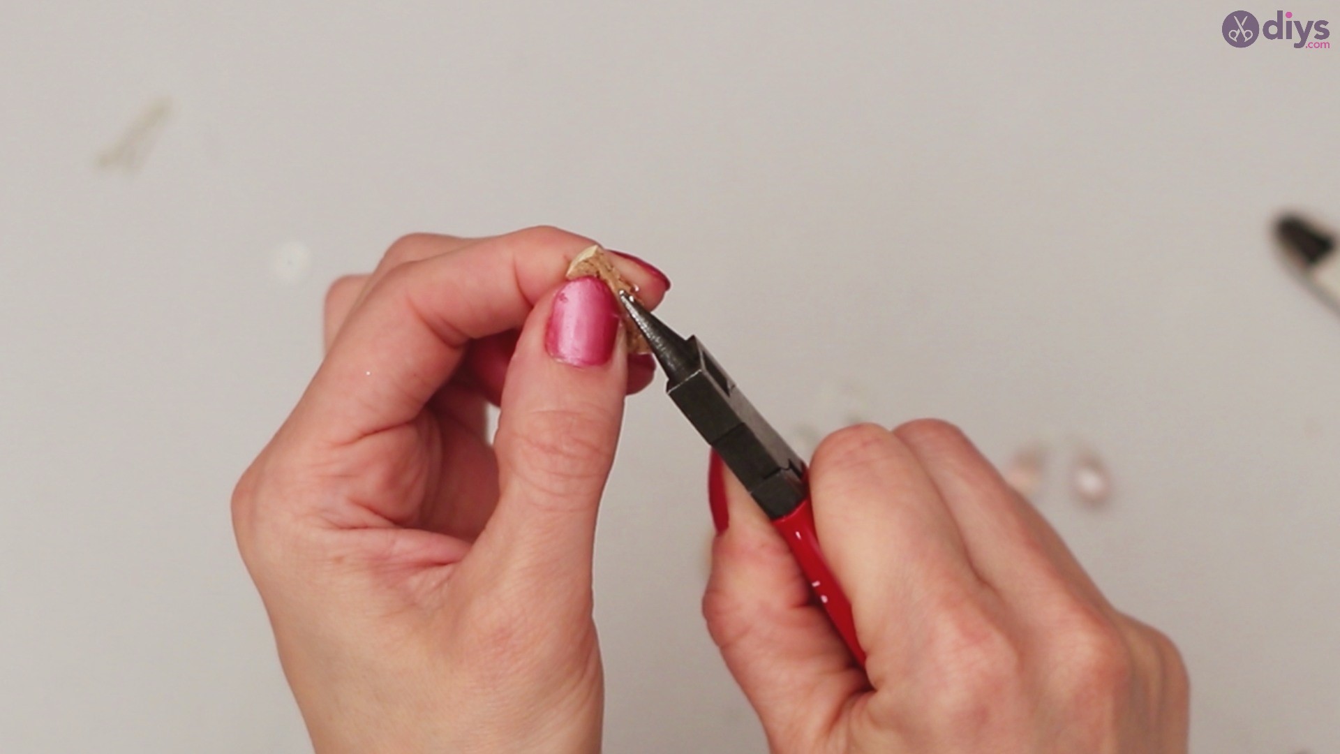 Diy wine cork earring (43)