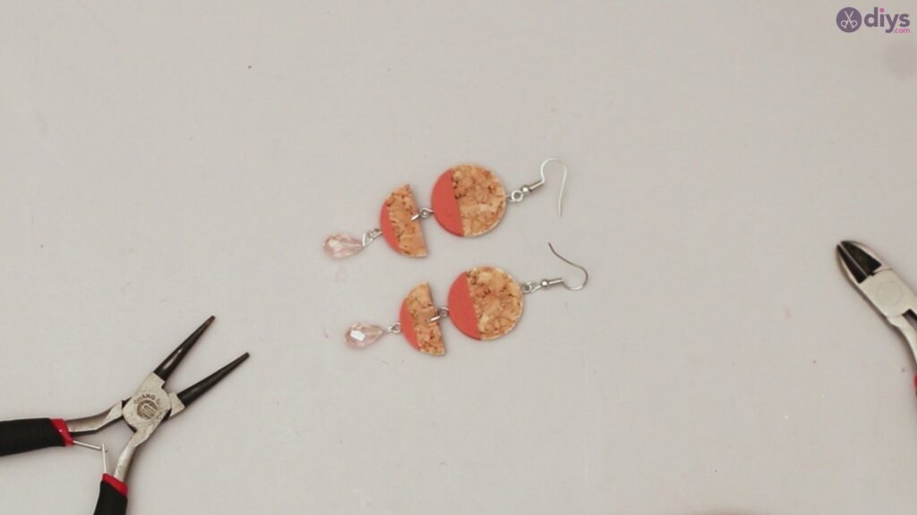 Diy wine cork earring (58)
