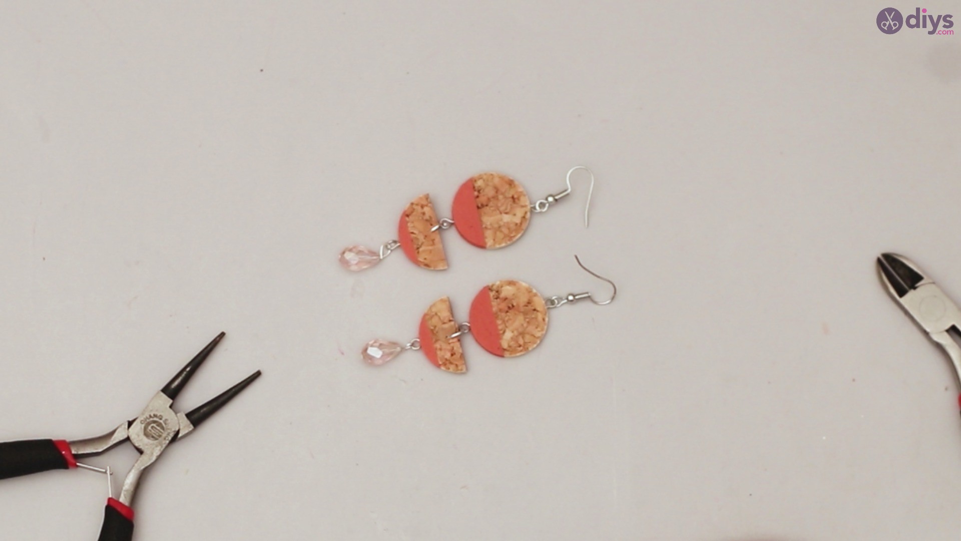 Diy wine cork earring (58)