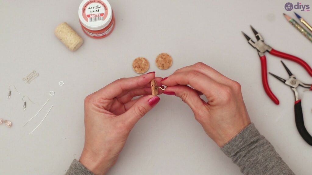 Diy wine cork earring (7)